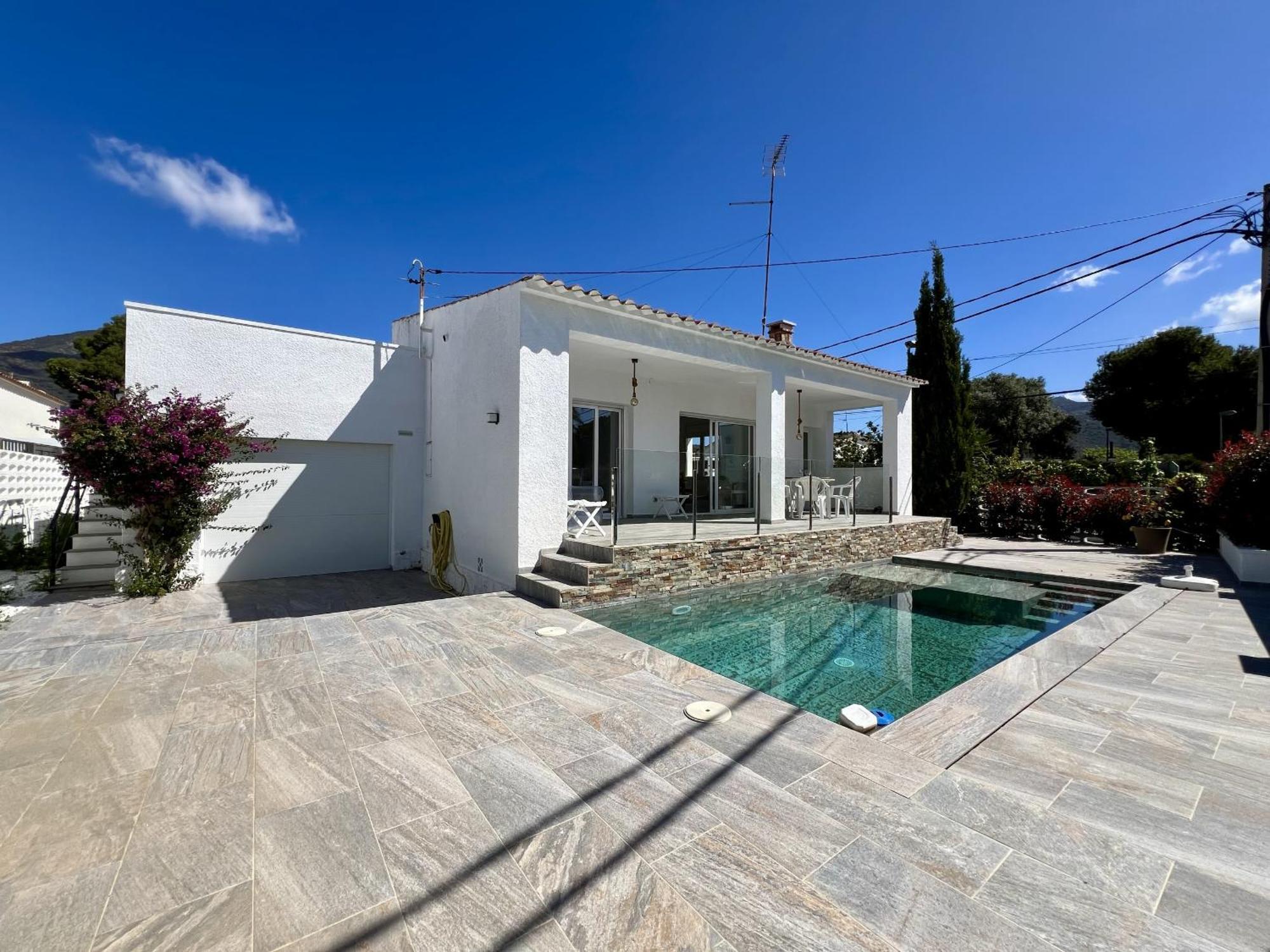 Montsia 23 - Casa Con Piscina Privada En Roses Villa Ngoại thất bức ảnh