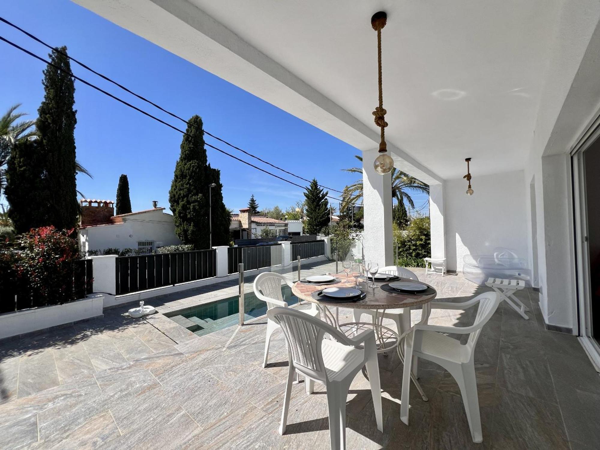 Montsia 23 - Casa Con Piscina Privada En Roses Villa Ngoại thất bức ảnh